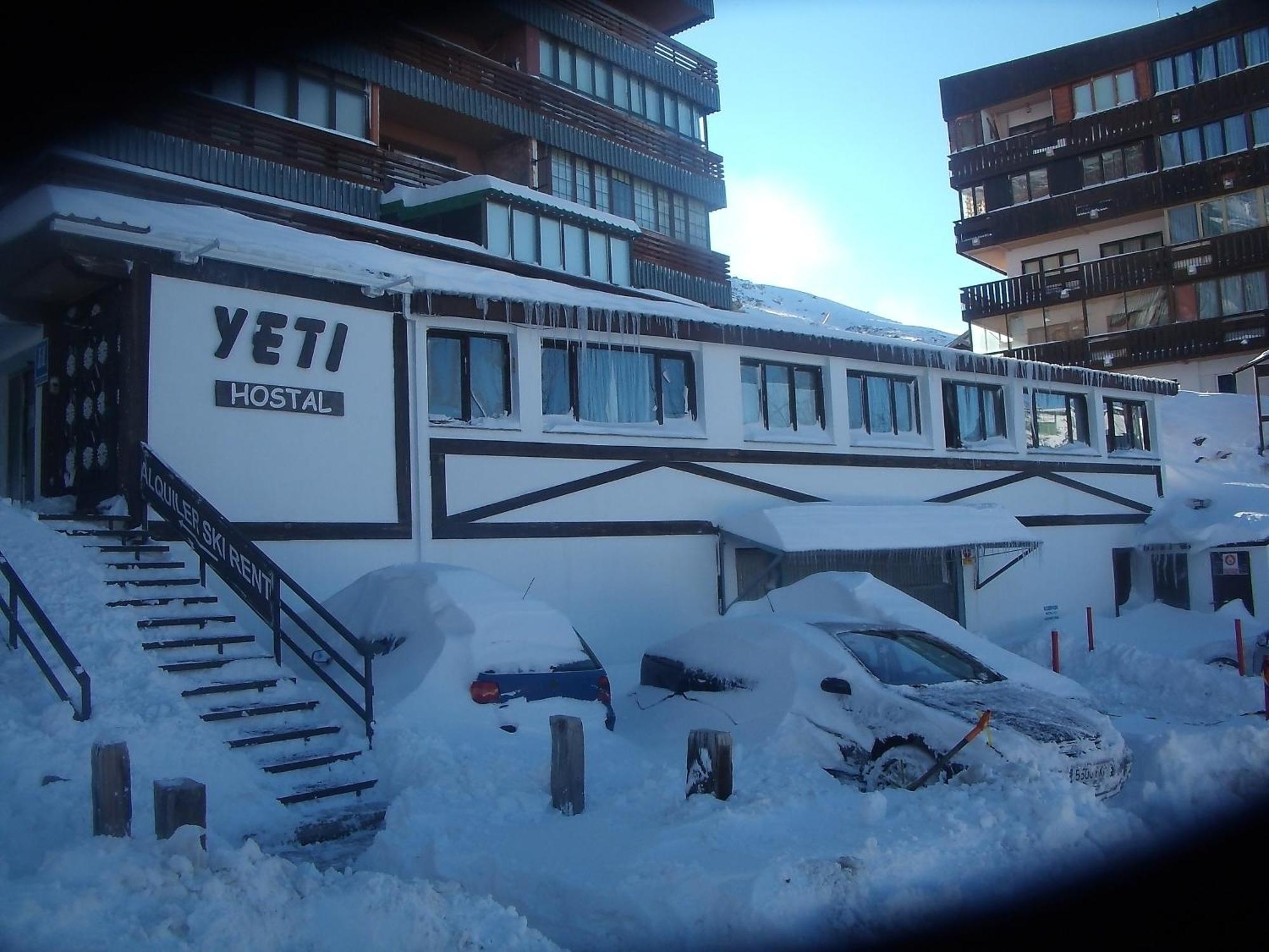 Hostal Yeti Serra Nevada Exterior foto
